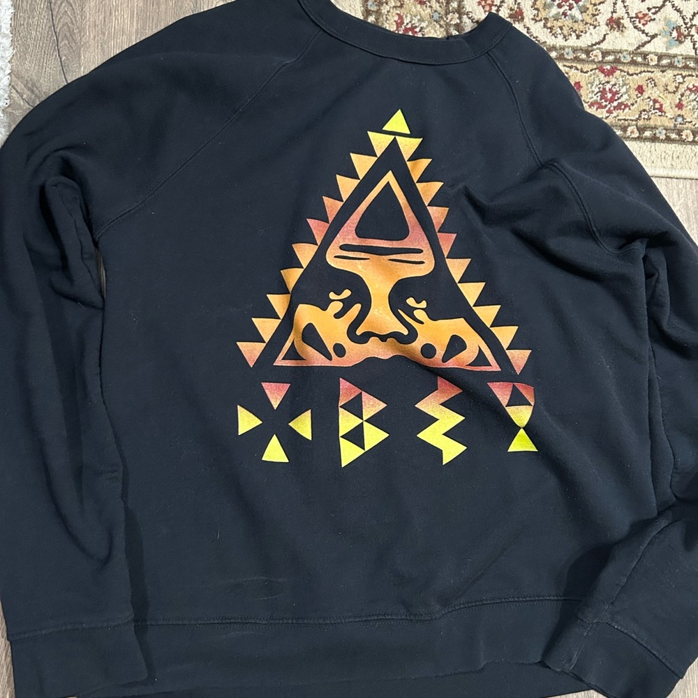 Obey Vintage Black Crewneck Sweatshirt with Vibrant Graphic